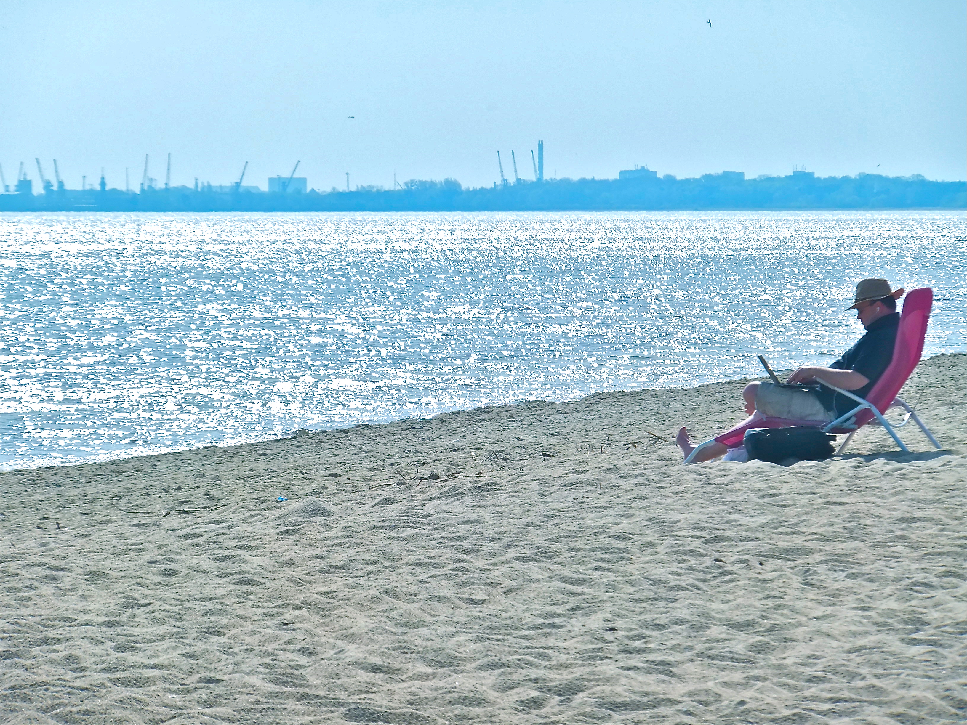 Photo Friday: Beach Office