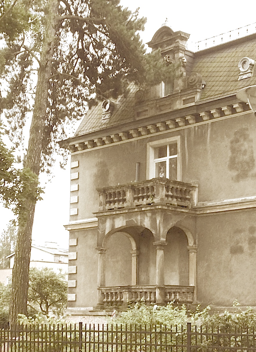 Photo Friday: Old Polish House