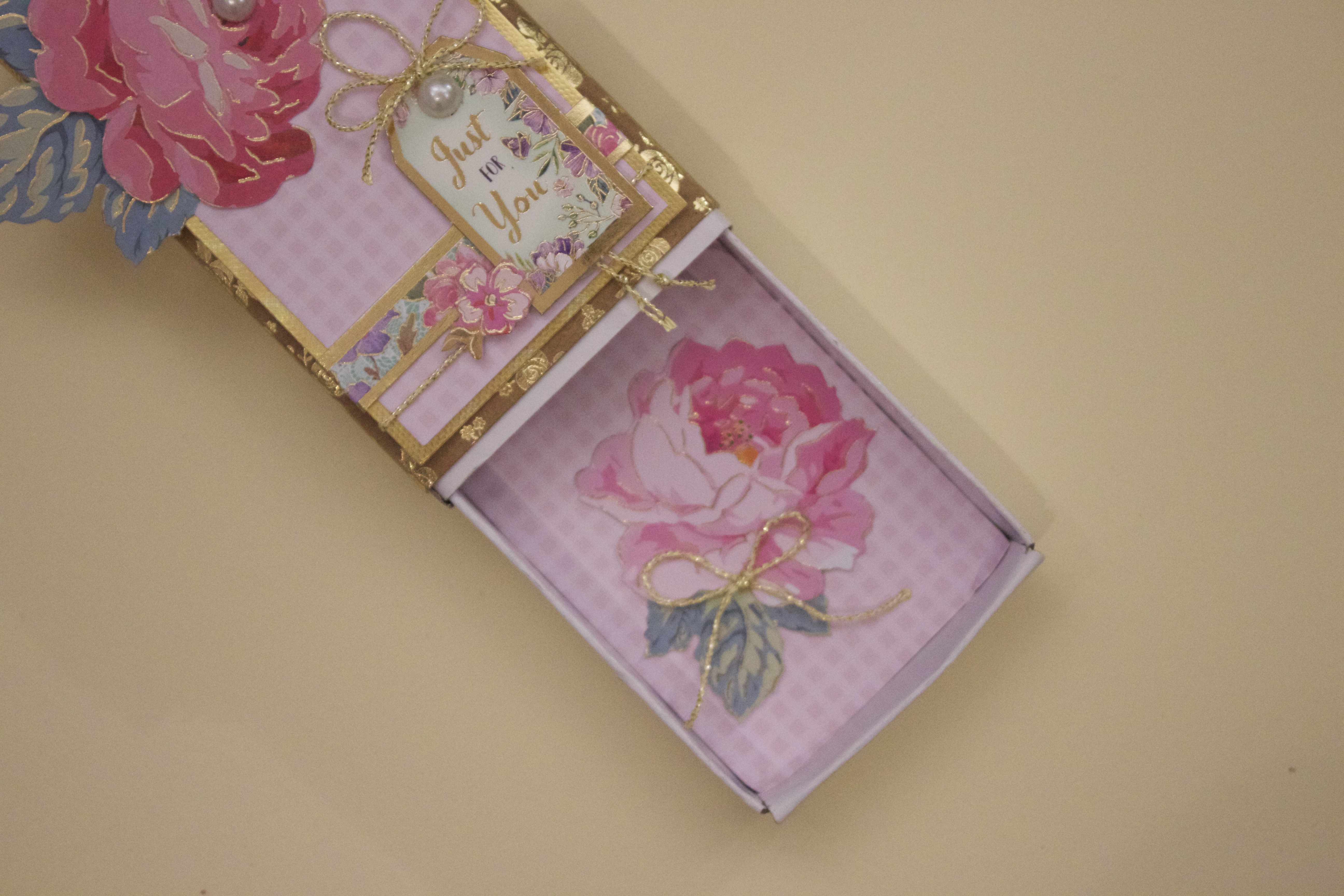 {Project} Wednesday: Hunkydory Floral Matchbox