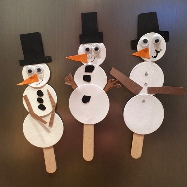 Easy Snowman Crafts for Kids - Pom Pom Snowman Magnet