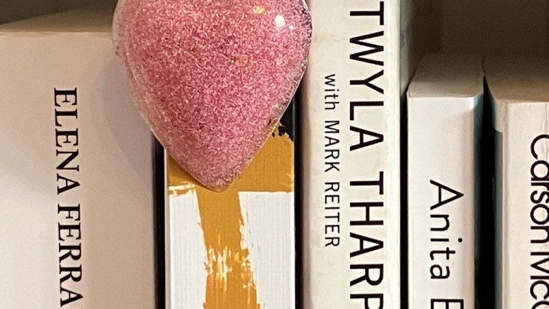 Heart-Shaped Resin Bookmark: Not Just for Valentines!